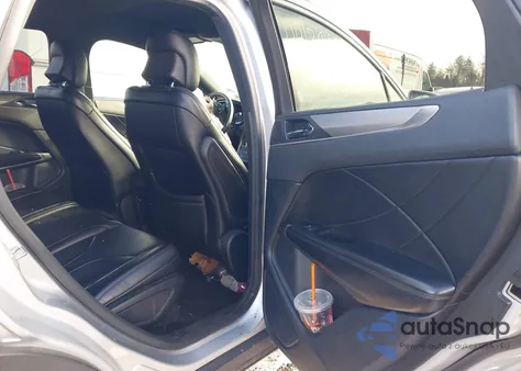 2017 Lincoln Mkc Premiere z USA, uszkodzony, nr VIN 5LMCJ1C98HUL49365